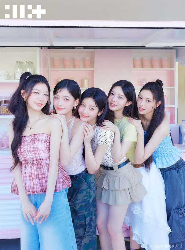 ILLIT アイリット BEB レースホルターネックギャザーベアトップ