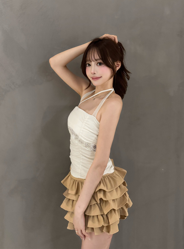 ILLIT アイリット BEB レースホルターネックギャザーベアトップ