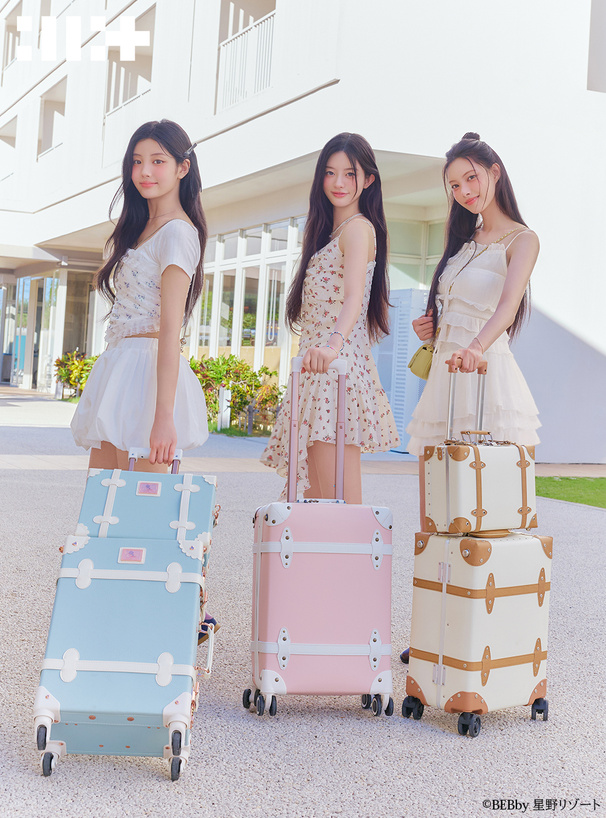 ILLIT アイリット BEBリボンティアードキャミソール×ティアードミニ
