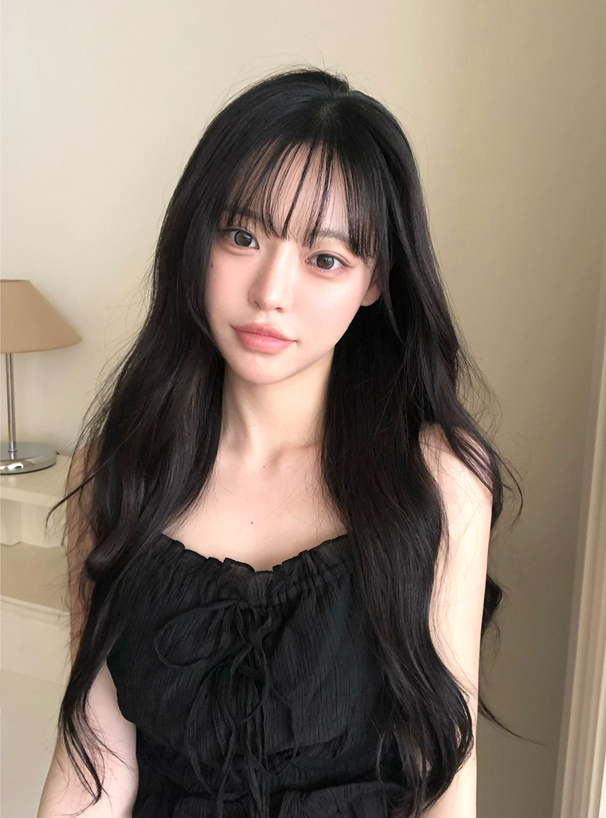 ILLIT アイリット BEBリボンティアードキャミソール×ティアードミニスカートパンツセットアップ
