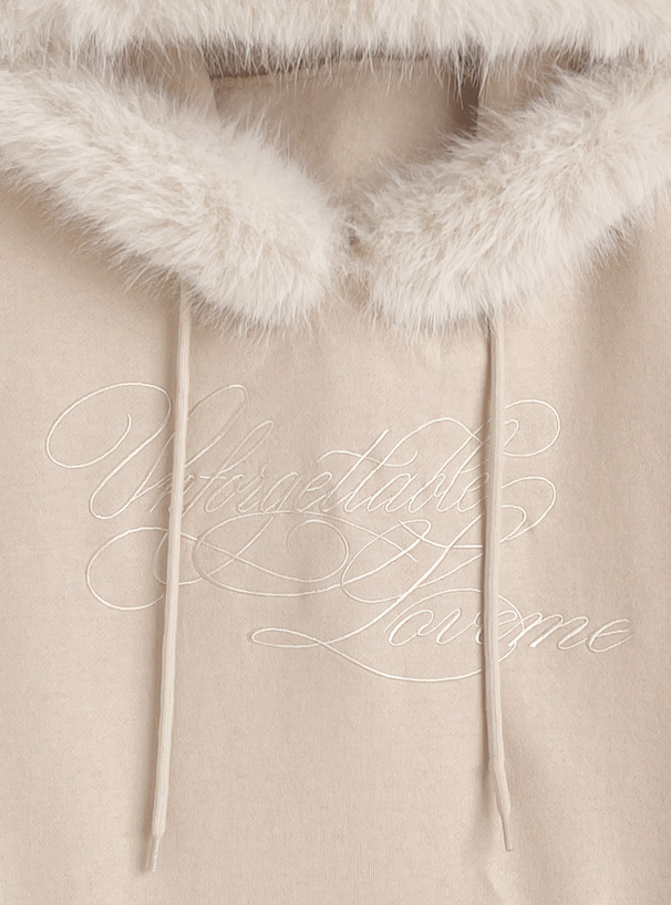 ファーフードロゴ刺繍スウェットトップス