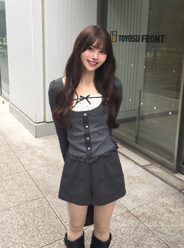 ハイウエストショートパンツ