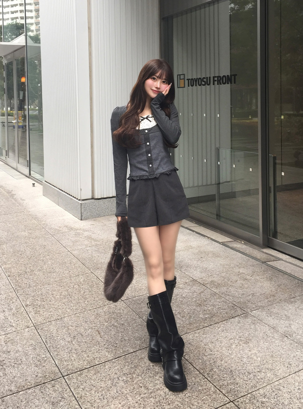 ハイウエストショートパンツ