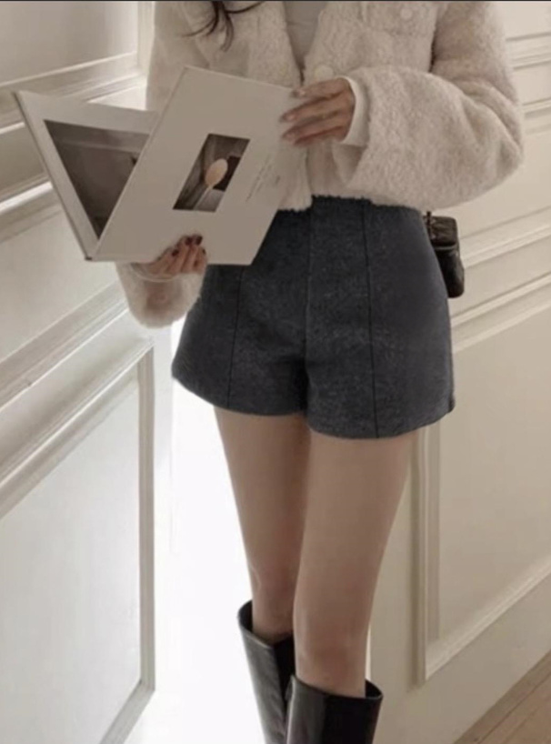 ハイウエストショートパンツ