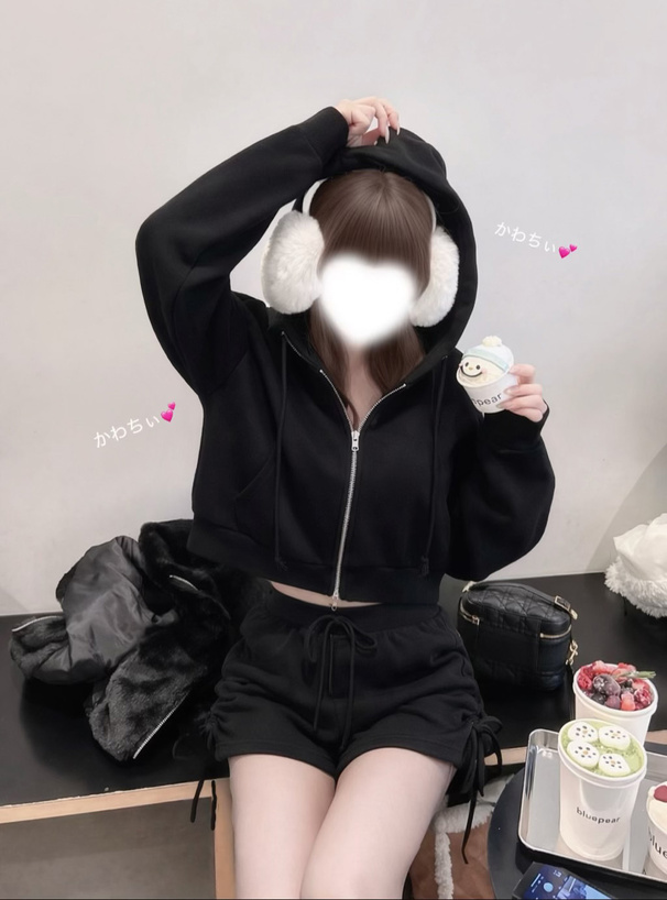 ダブルジップパーカー×ドロストショートパンツセットアップ