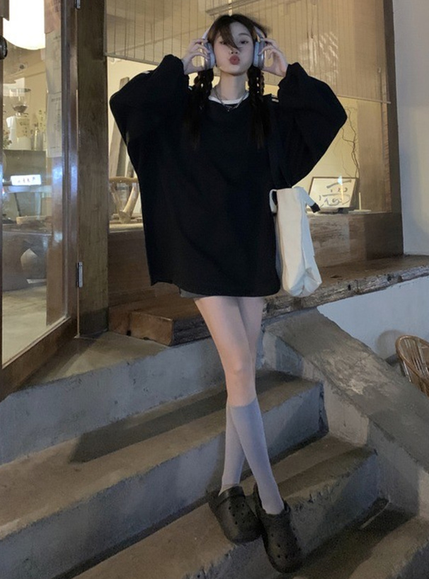 オーバーサイズスウェットトップス