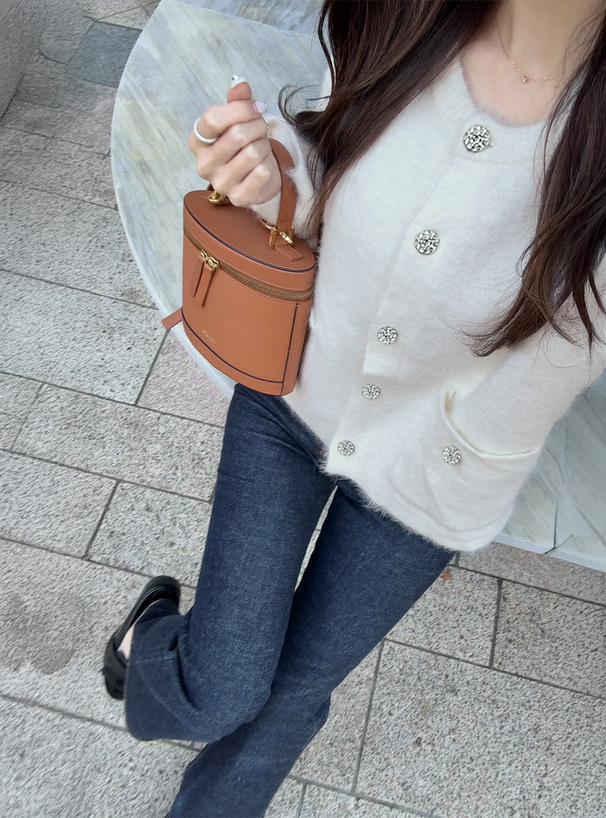 ビジューボタンシャギーニットカーディガン