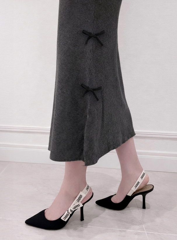 クロスネックレースリボンリブニットワンピース