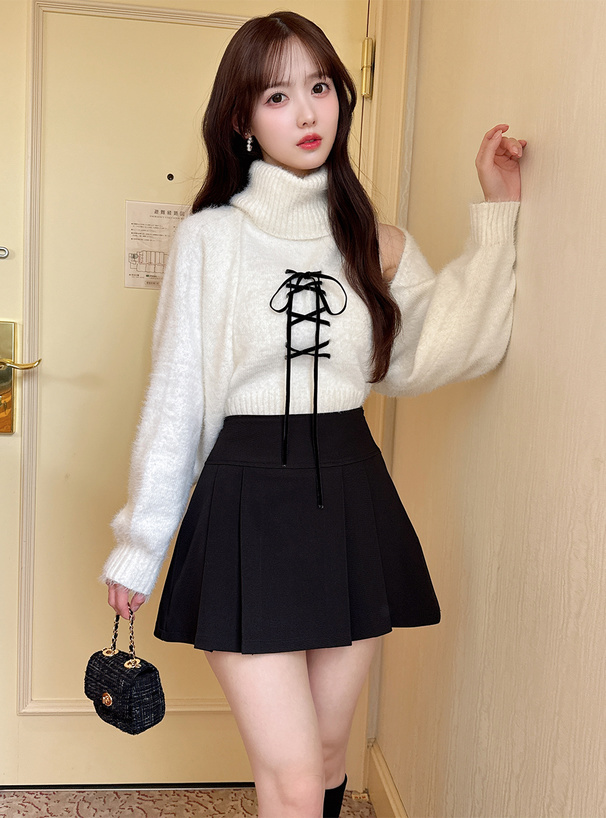 レースアップタートルネックトップス×ボレロシャギーニット