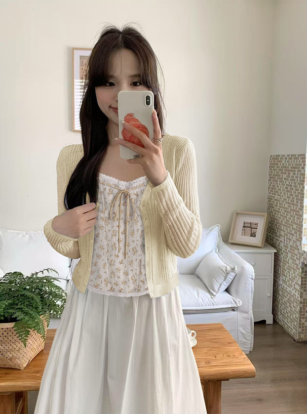 透かし編みニットカーディガン