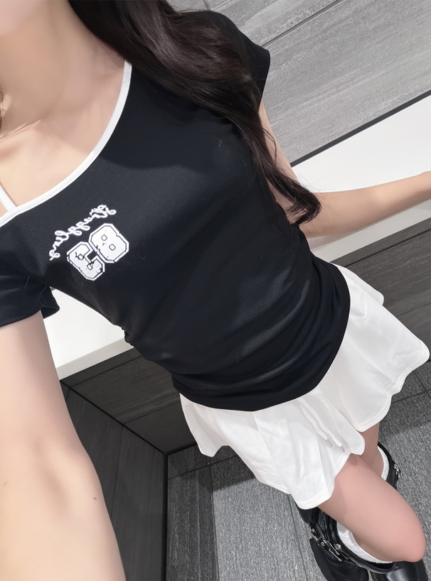 配色ラインワンショルダートップス