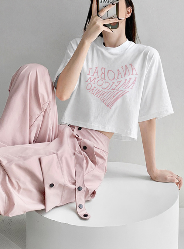 ハートロゴプリントTシャツ