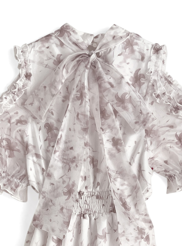 花柄ショルダーオープンリボンシアーワンピース