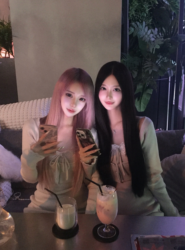 レースカーディガン×キャミソールミニワンピースアンサンブル