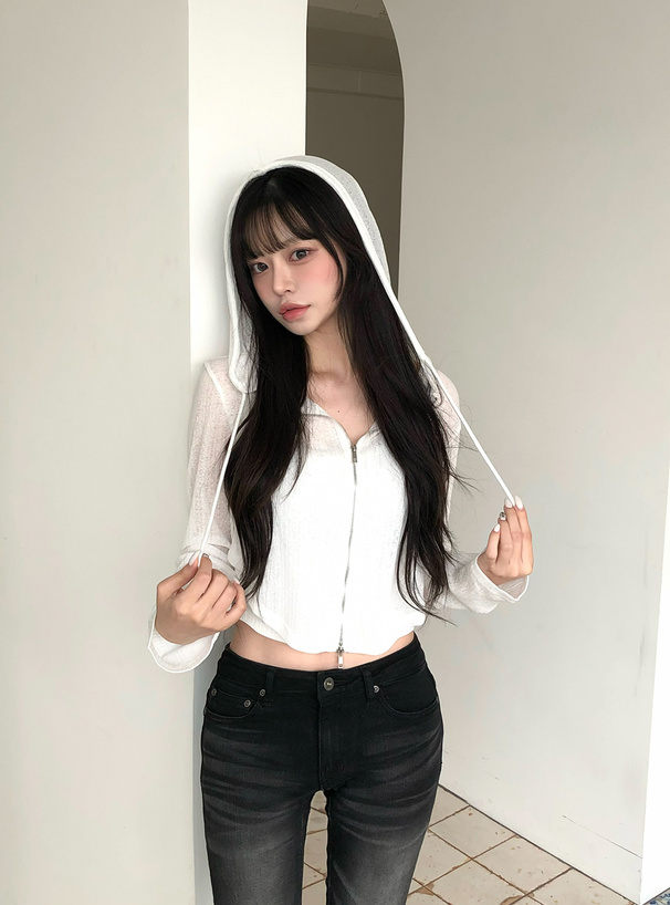 接触冷感ラウンドヘムシアーパーカー