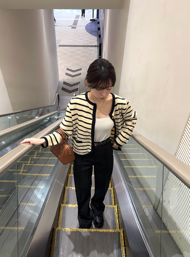 センターピンタックワイドパンツ