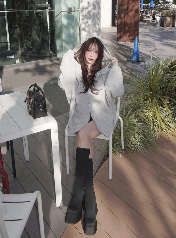 オーバーサイズダブルジップパーカー