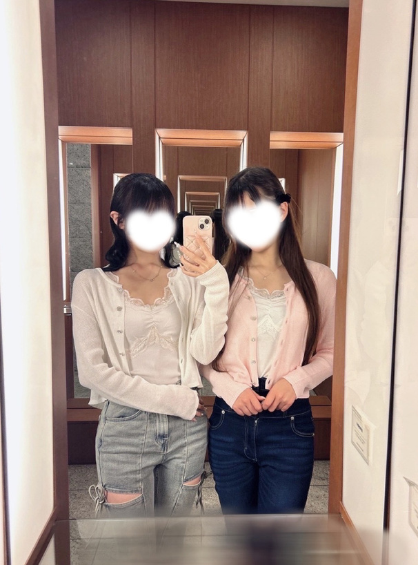 ビジューボタンシアーニットカーディガン