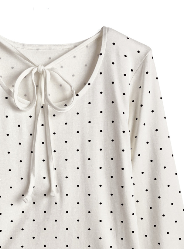 ドット柄ネックリボントップス