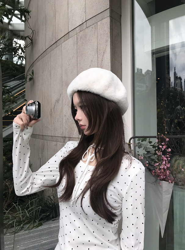 ドット柄ネックリボントップス