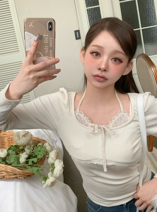 レースホルターネックレイヤード風リブトップス