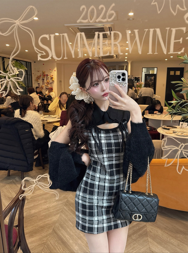 チェック柄フロントオープンリボンノースリーブニットミニワンピース