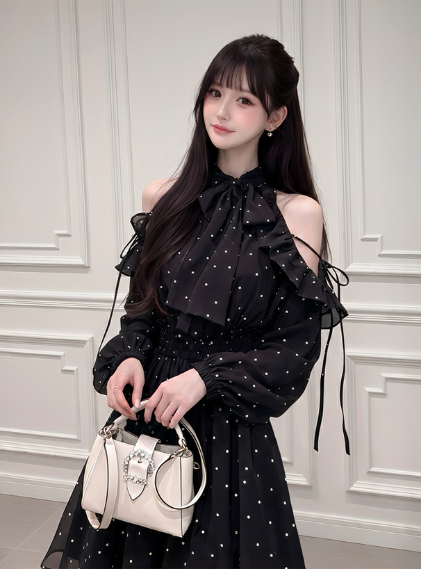 ドット柄ショルダーオープンアメスリロングワンピース