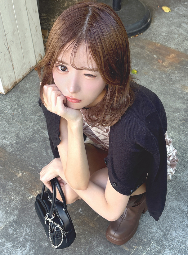 チェック柄ノースリーブニットタイトミニワンピース