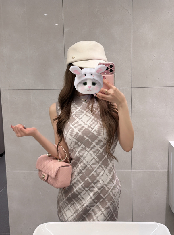 チェック柄ノースリーブニットタイトロングワンピース