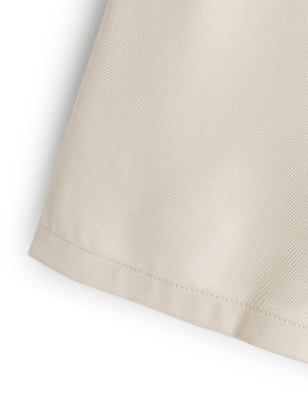 ハイウエストショートパンツ