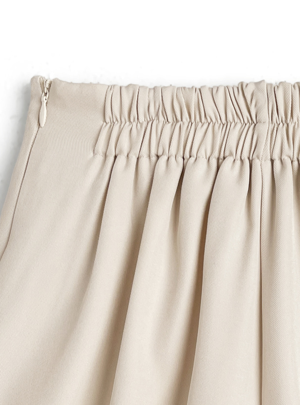 ハイウエストショートパンツ