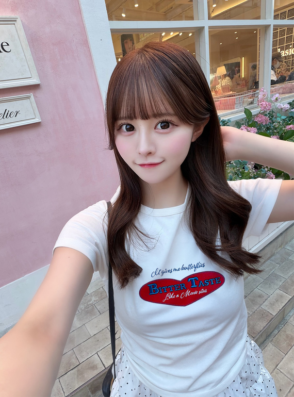 フェルトロゴ刺繍Tシャツ