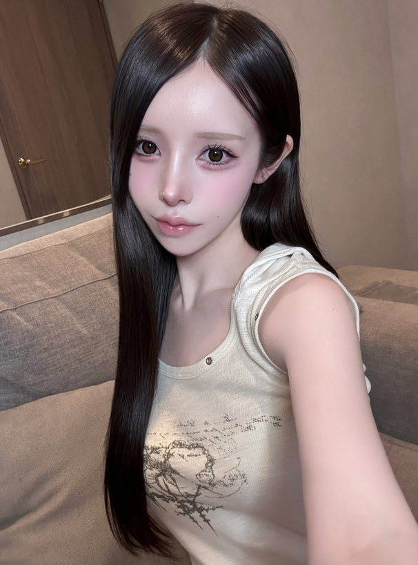 フード付きロゴプリントタンクトップ