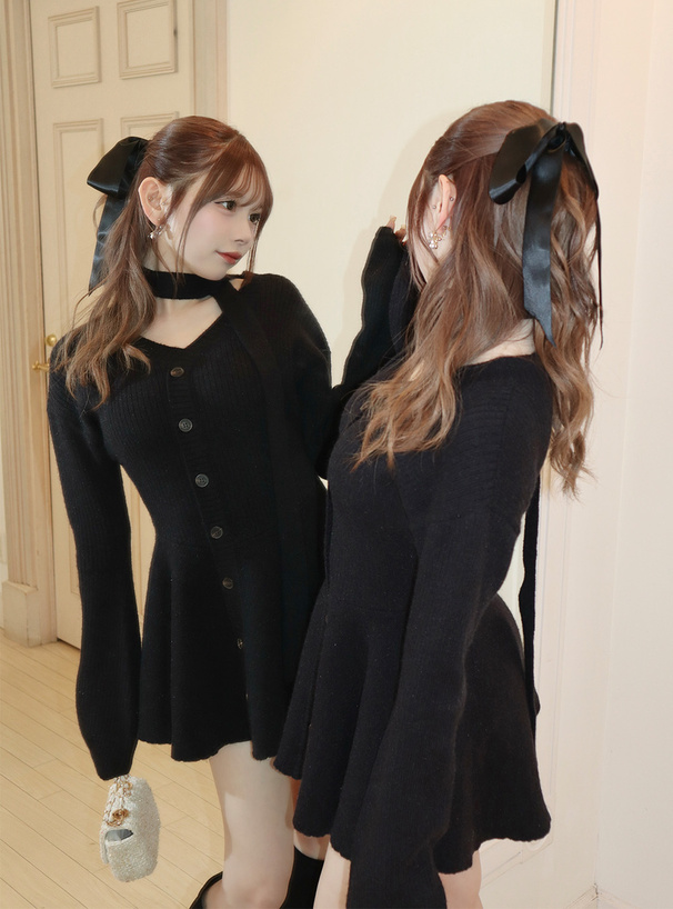 タイ付きペプラムチュニック×ショートパンツニットセットアップ
