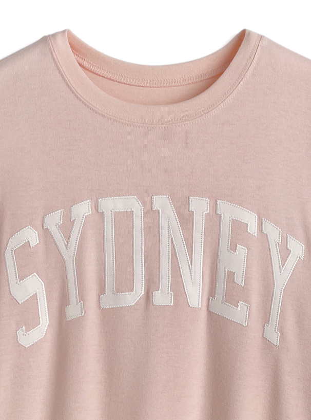オーバーサイズロゴ刺繍Tシャツ