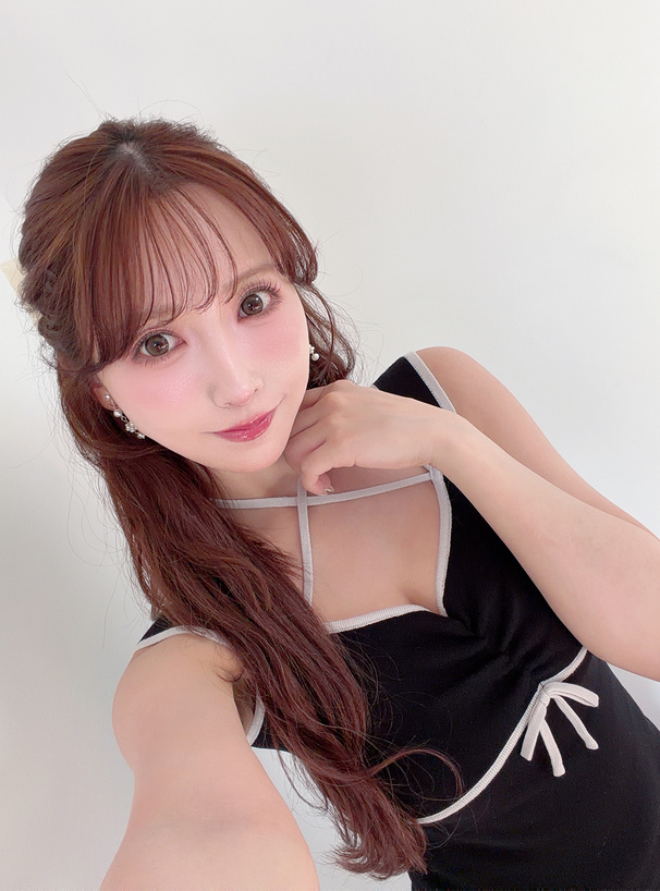 配色ホルターネックキャミソールニットワンピース