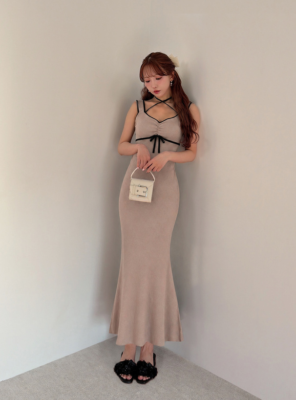 配色ホルターネックキャミソールニットワンピース