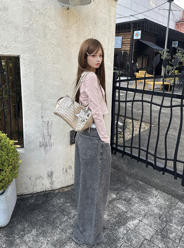 ラウンドネックショート丈ロンT