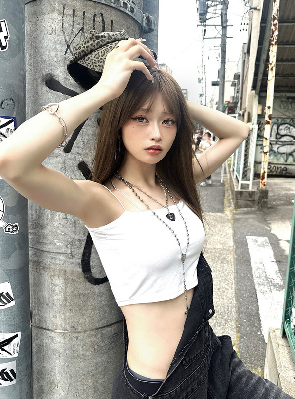 盛りパッド付きショートベアキャミソール