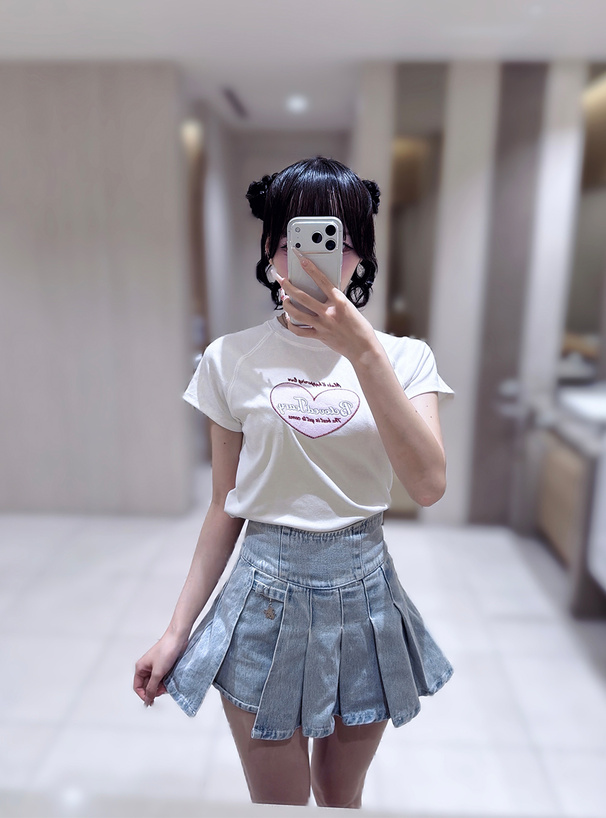 フェルトロゴ刺繍ラグランTシャツ