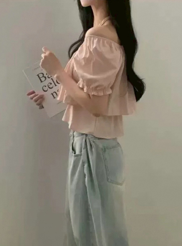 パフスリーブリボンティアードブラウス