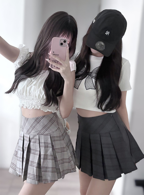 リボンオフショルダーパフスリーブブラウス