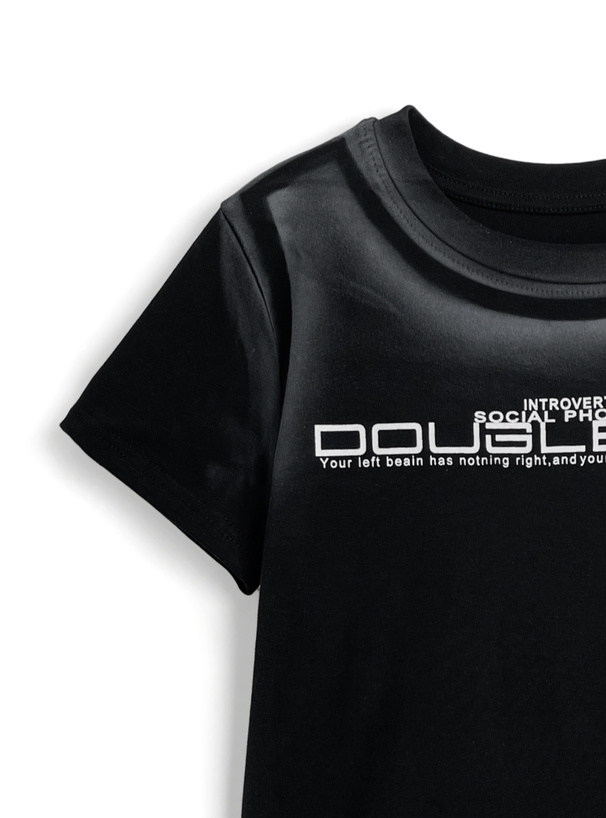 スプレープリントロゴTシャツ