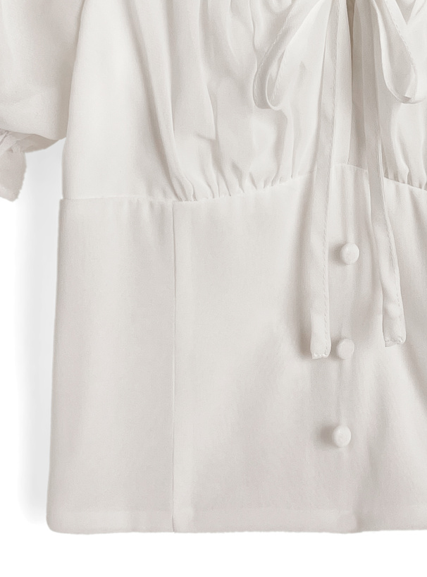 ホルターネックリボンシフォンブラウス