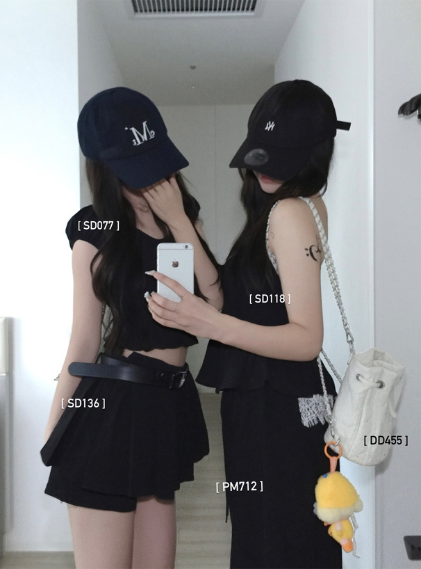 ベルト付きプリーツミニスカートパンツ