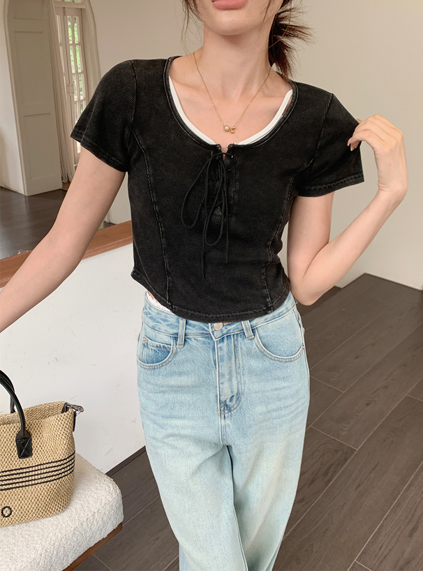レースアップショート丈リブトップス