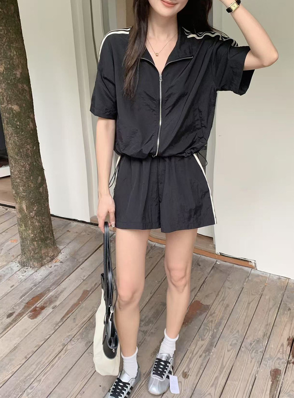 ダブルジップブルゾン×ショートパンツサイドラインセットアップ