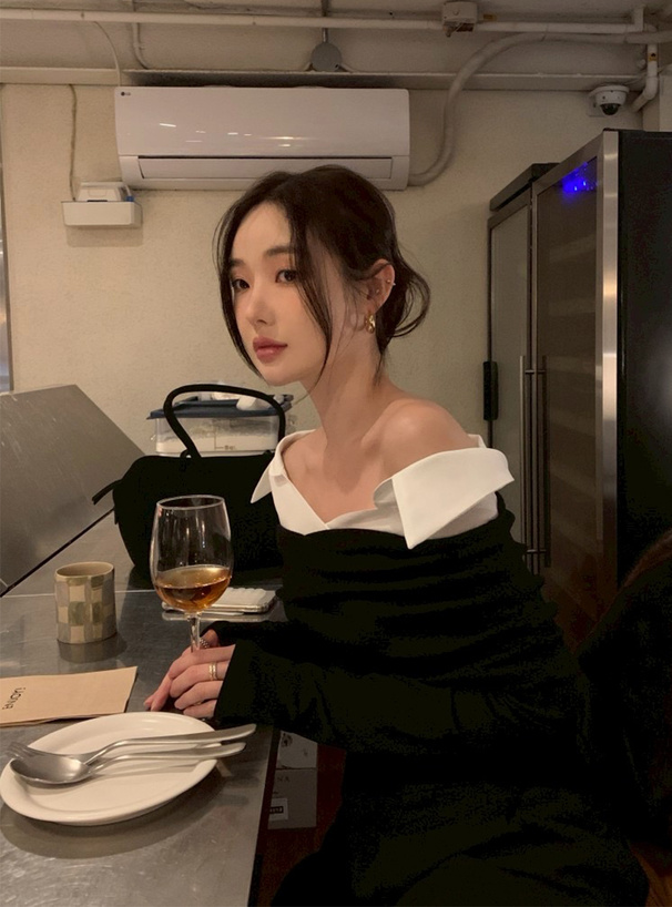 シャツドッキングオフショルダートップス