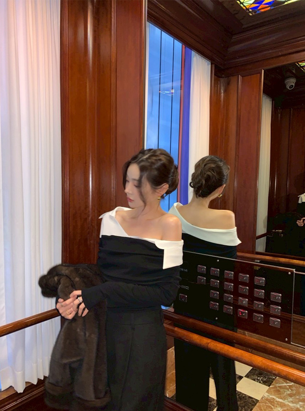 シャツドッキングオフショルダートップス