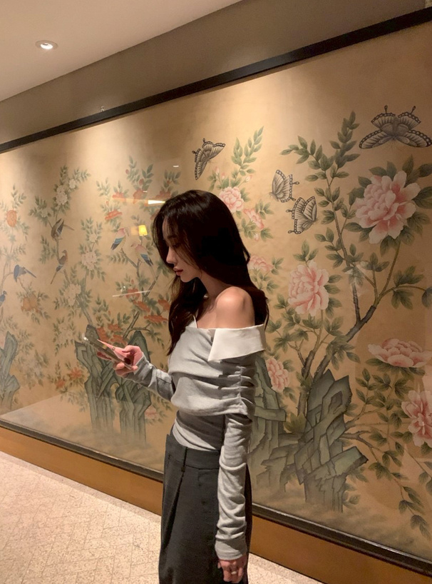 シャツドッキングオフショルダートップス